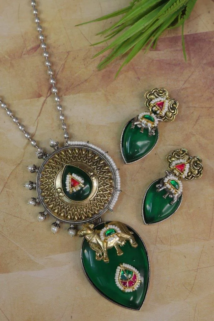 Dual Tone Elephant Pendant Set with Green Teardrop