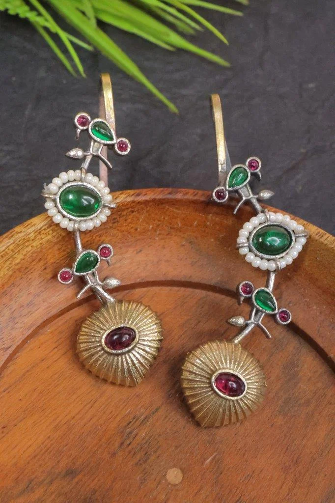 Green Stone Vine Ear Climber with Fluted Gold Disc