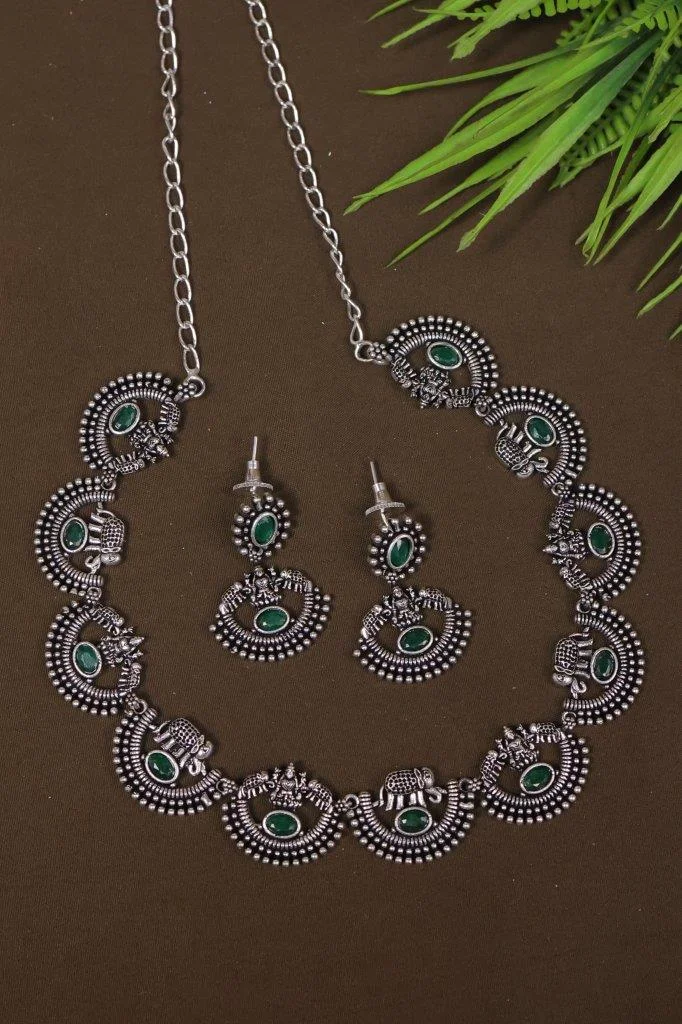 Elephant and Lakshmi Disc Necklace with Granulated Rims