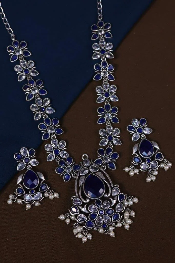 Stone Flower Chain Necklace with Faceted Teardrop Pendant