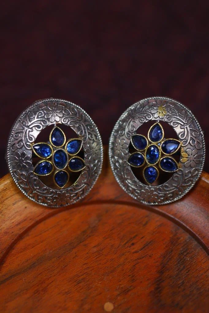 Oxidised Round Stud Earrings with Blue Kundan Flower