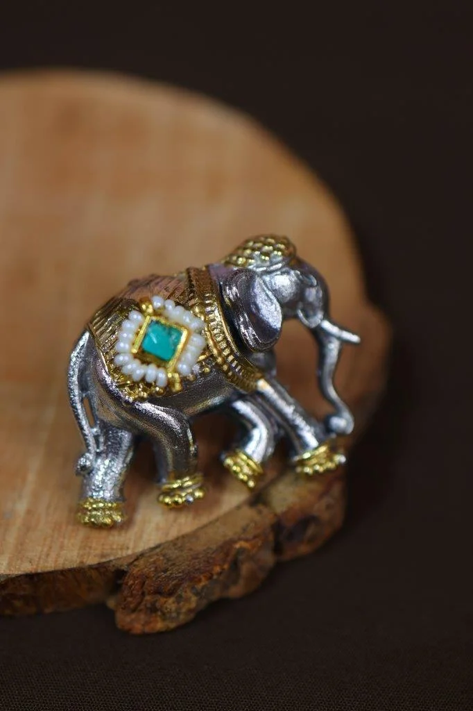 Dual Tone Elephant Ring with Stone Howdah