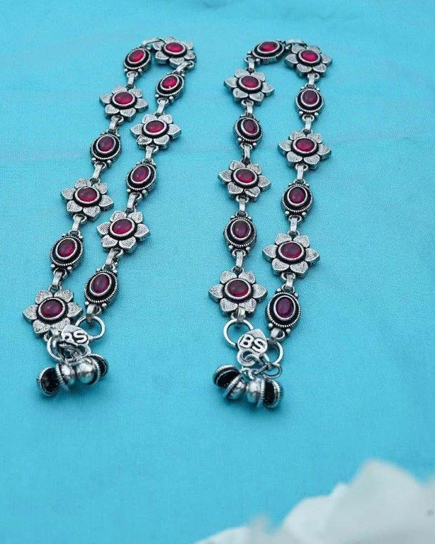 Flower and Oval Link Payal with Ghungroo