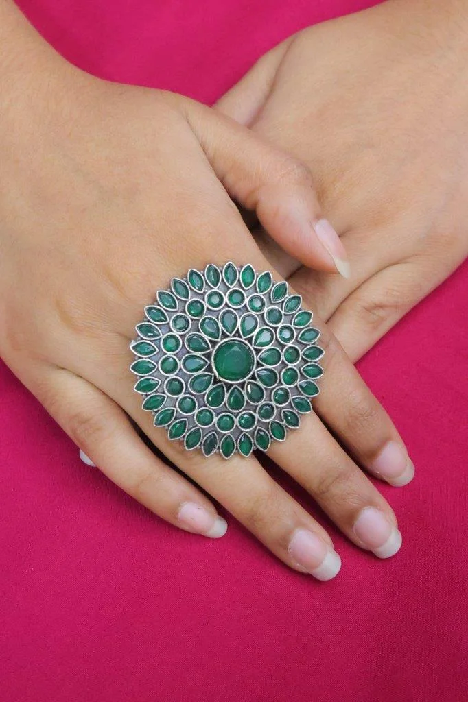 Temple Flower Ring with Pear Cut Stones