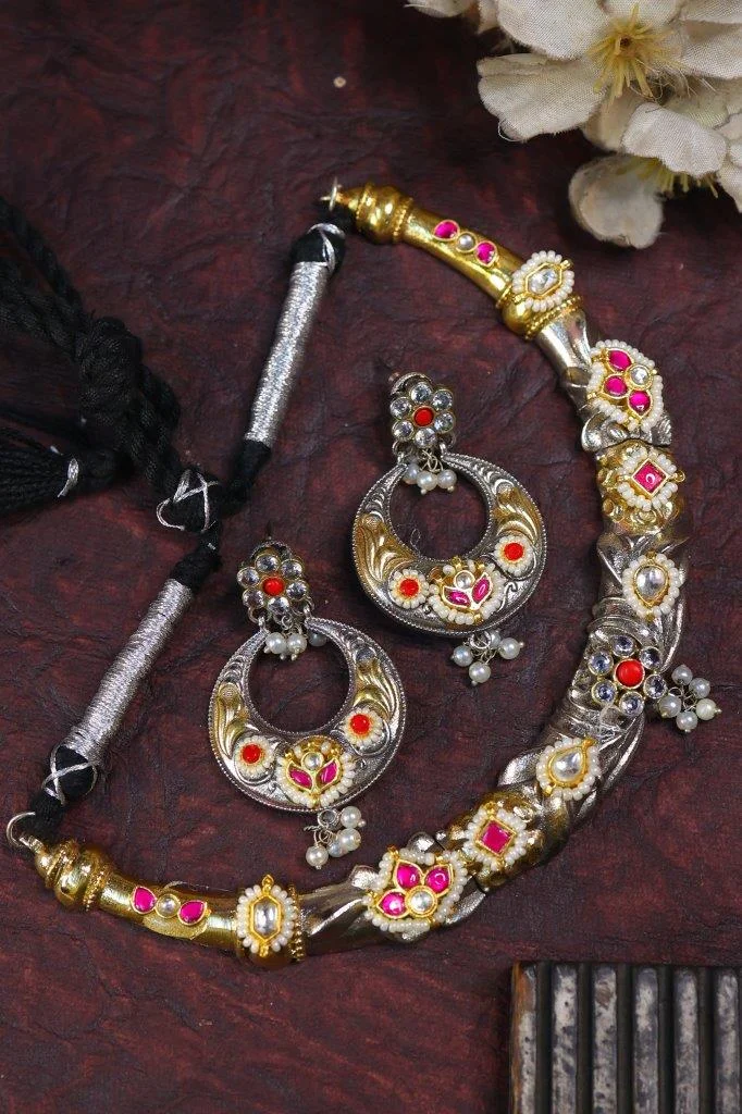 Dual Tone Stone Collar with Chandbali Earrings