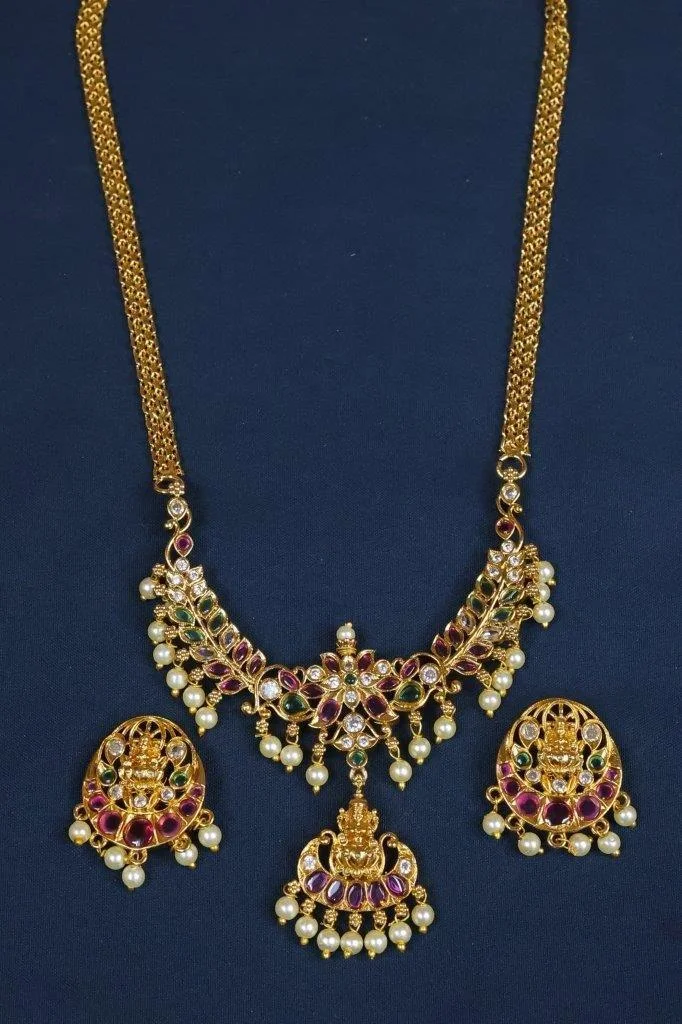 Long Haar with Temple Drop Pendants