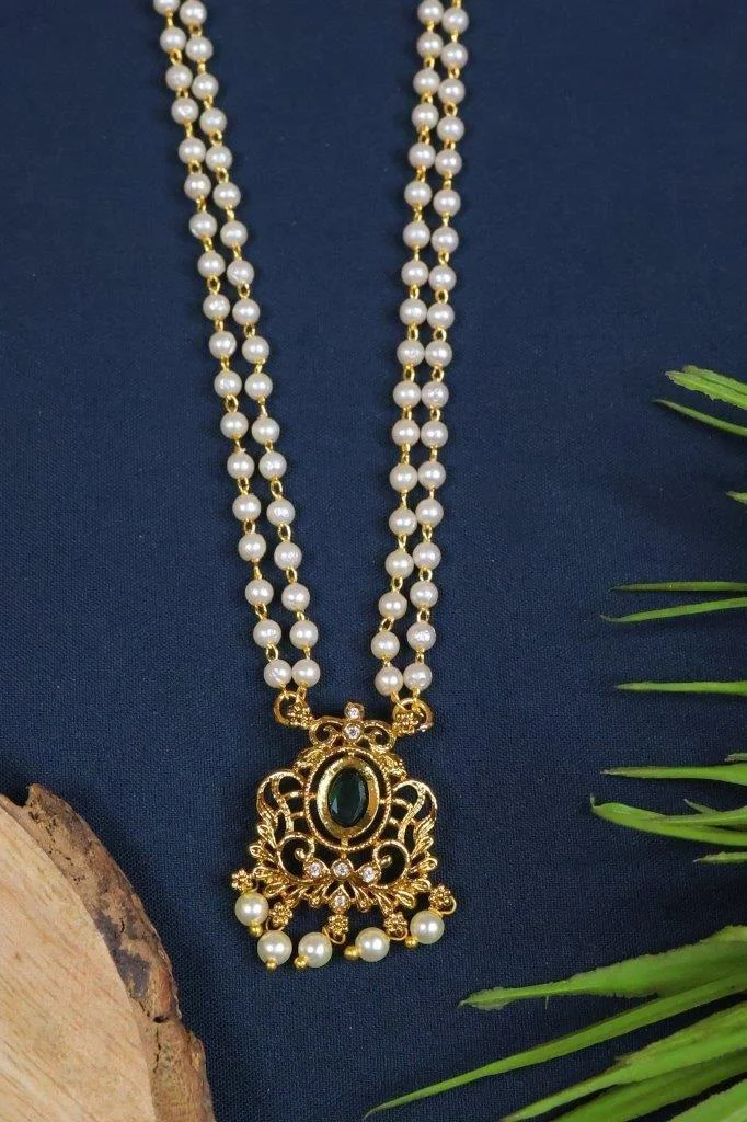 Pearl Chain Necklace with Stone Pendant