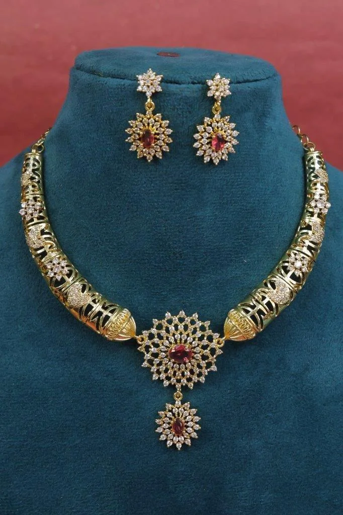 Floral Pendant Choker Set with Ruby Beads
