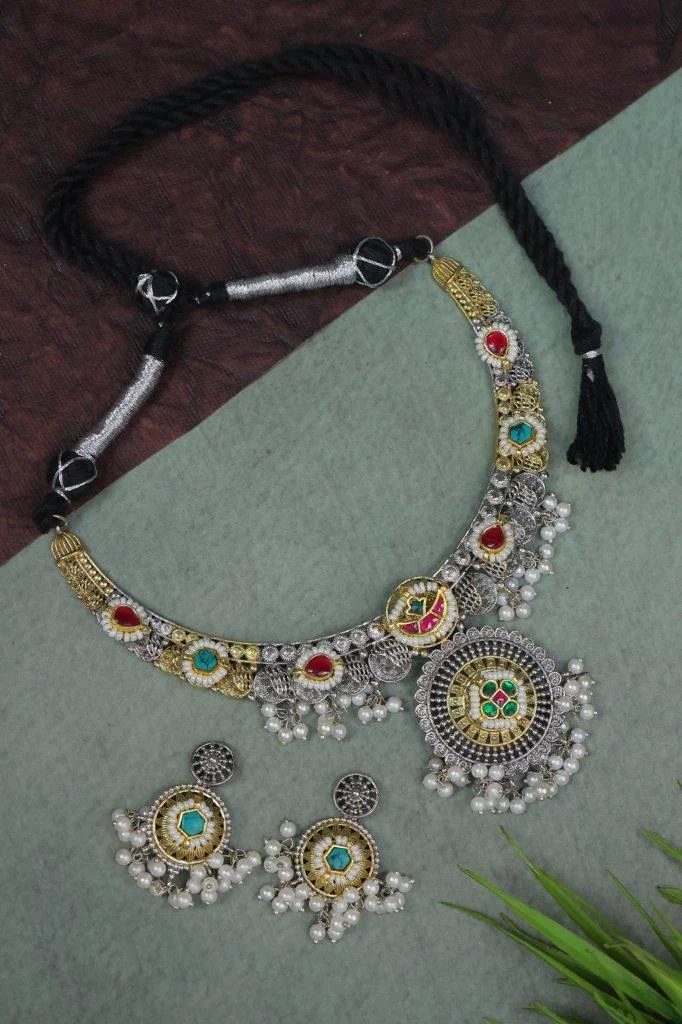 Pachi Kundan Dual Tone Choker Necklace Set with Pearl Fringe