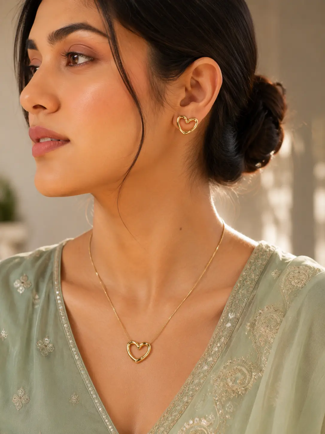 Anti-tarnish Gold Plated Heart Shape Necklace and Earring for Women