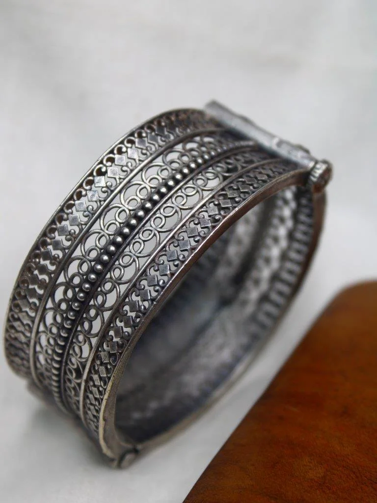 Oxidised Filigree Cuff Kada