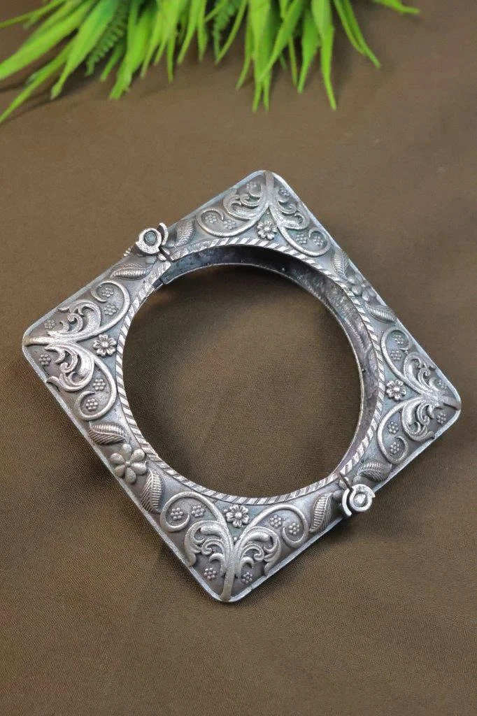 Silver Replica Square Kada with Scroll and Flower Engraving
