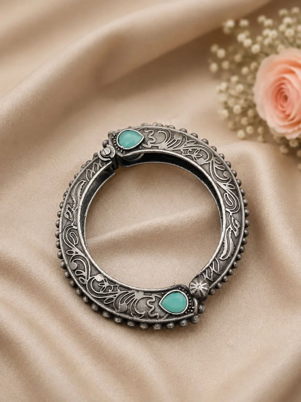 Oxidised Cabochon Round Kada