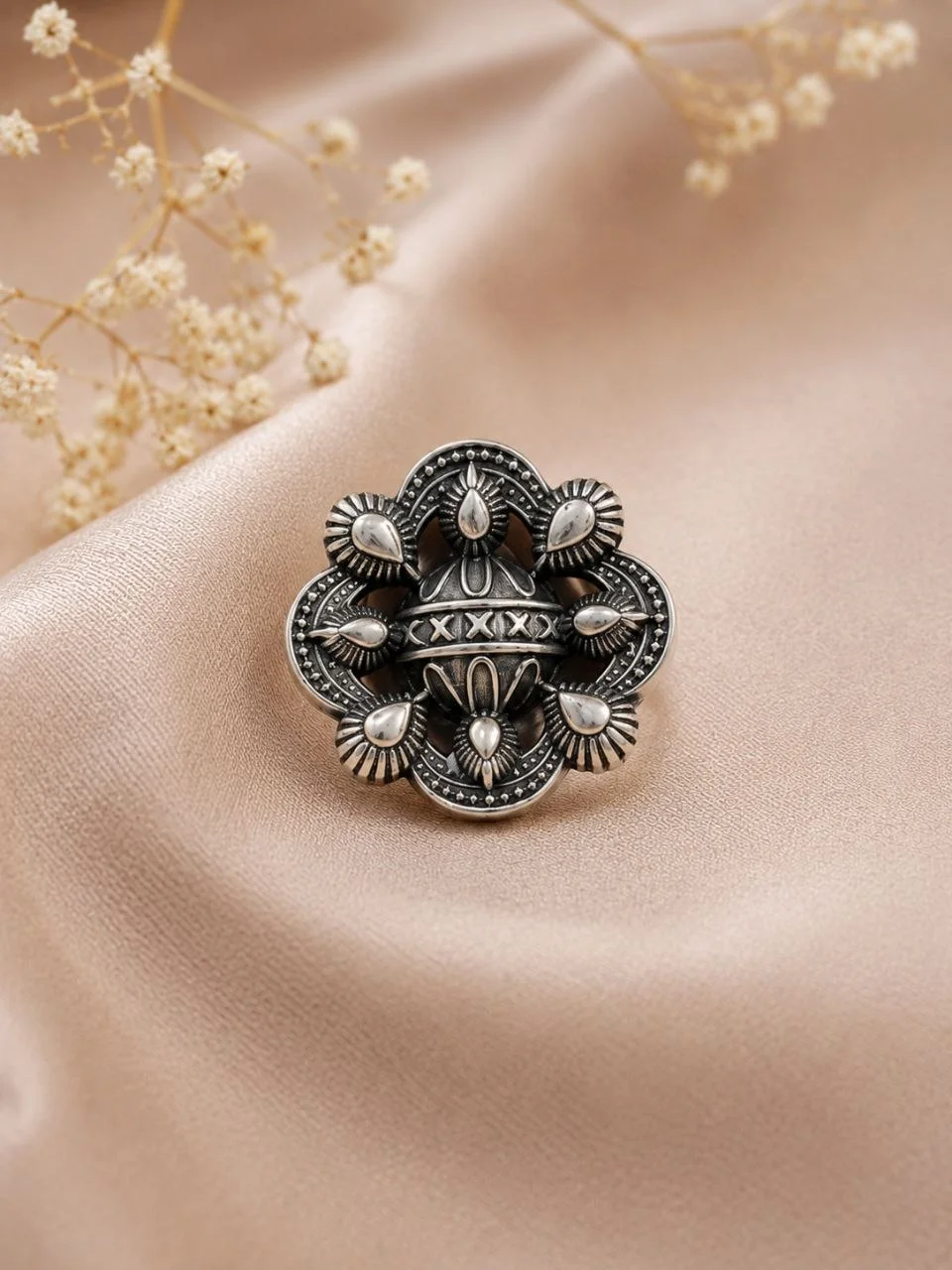 Oxidised Open Petal Ring – view 2