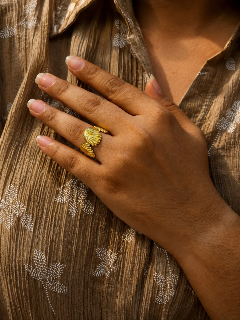 Anti-Tarnish Fluted Scallop Shell Ring