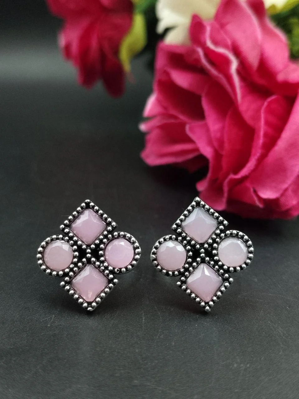 Oxidised Pink Stone Toe Ring — Bichiya Pair