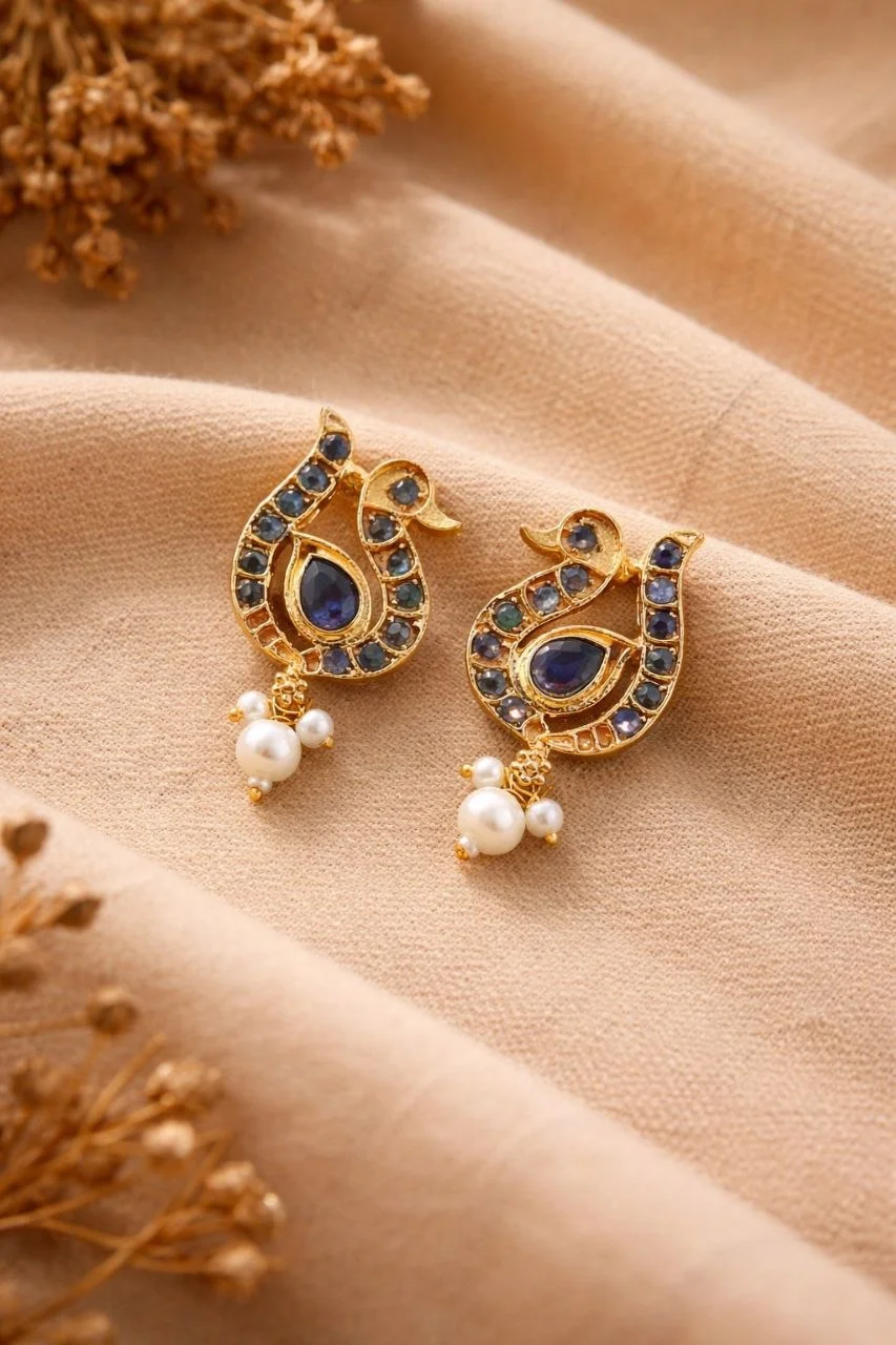 Duck Motif Stud Earrings with Pearl Drop