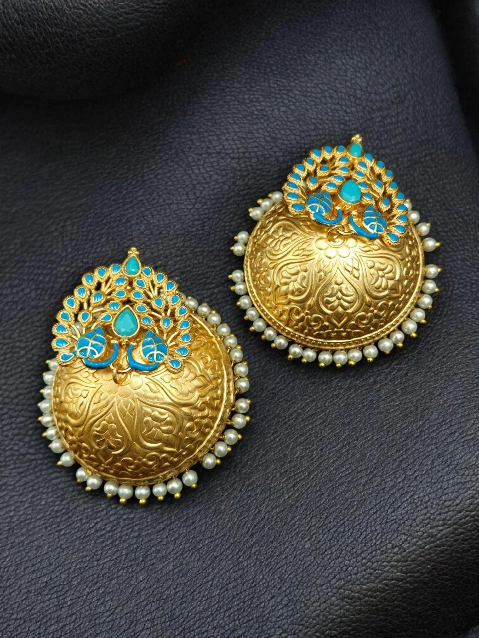 Peacock Arch Jhumka with Perforated Dome – view 4