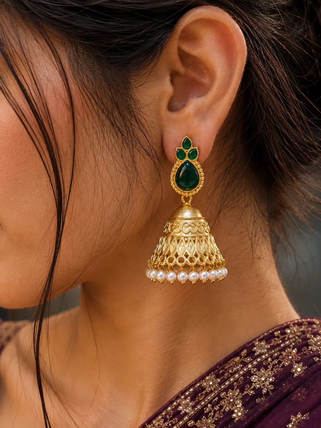 Green Teardrop Stone Jhumka with Textured Bell