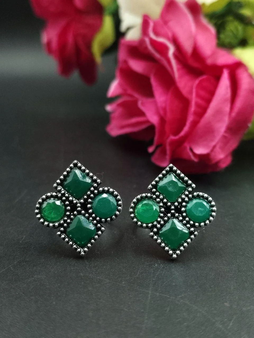 Oxidised Pink Stone Toe Ring — Bichiya Pair – view 3