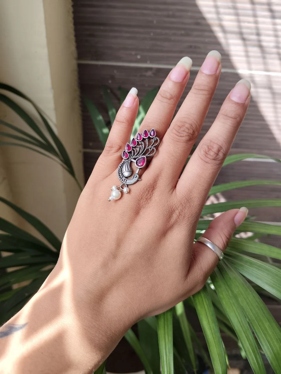 Oxidised Peacock Ring — Vintage Silver Look – view 2