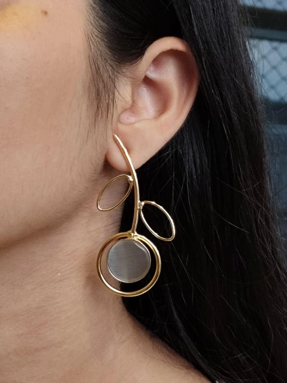 Curved Vine Earrings with Monalisa Stone Ring