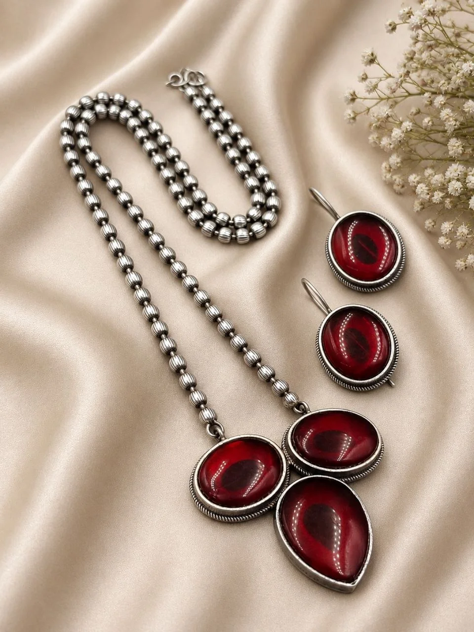 Oxidised Bead Chain Necklace Set with Stone Pendant