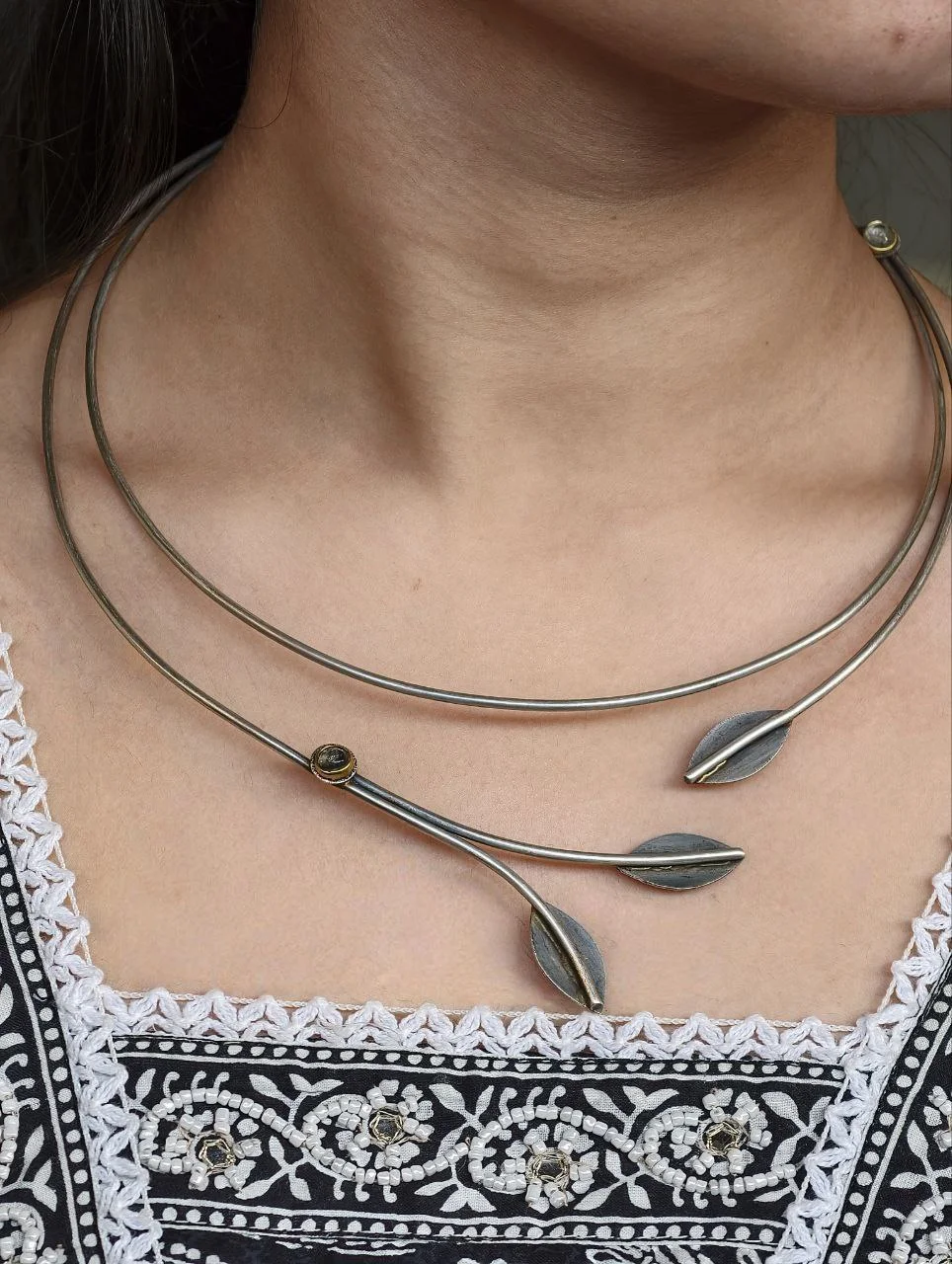 Silver Plated Leaf Hasli Collar Necklace – view 3