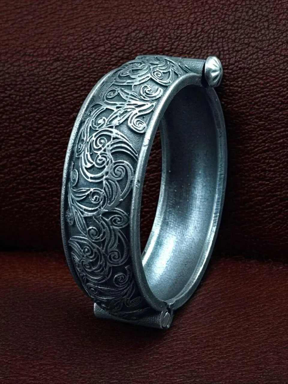 Oxidised Round Floral Vine Kada – view 3