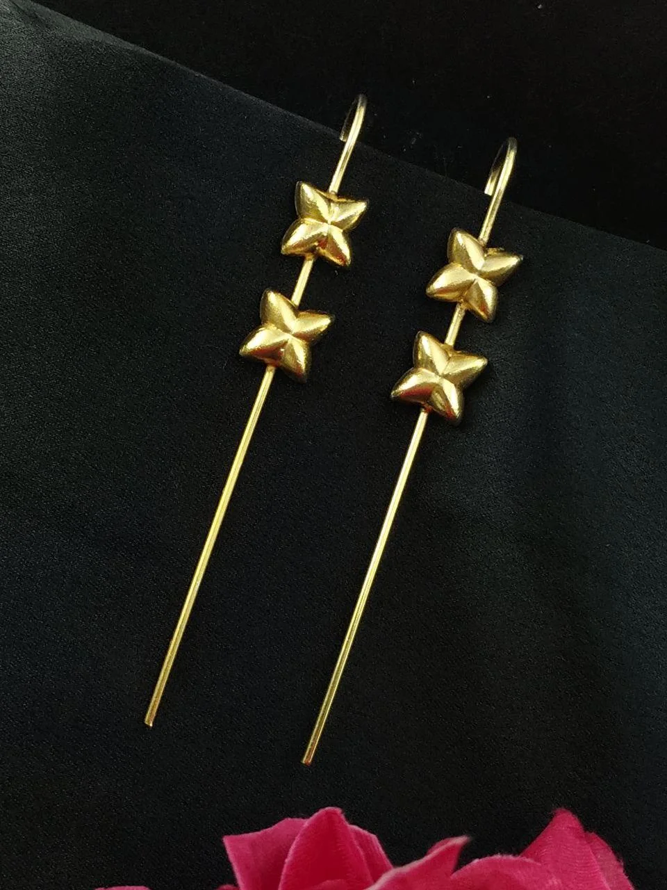 Four Point Star Climbing Ear Pin – view 2