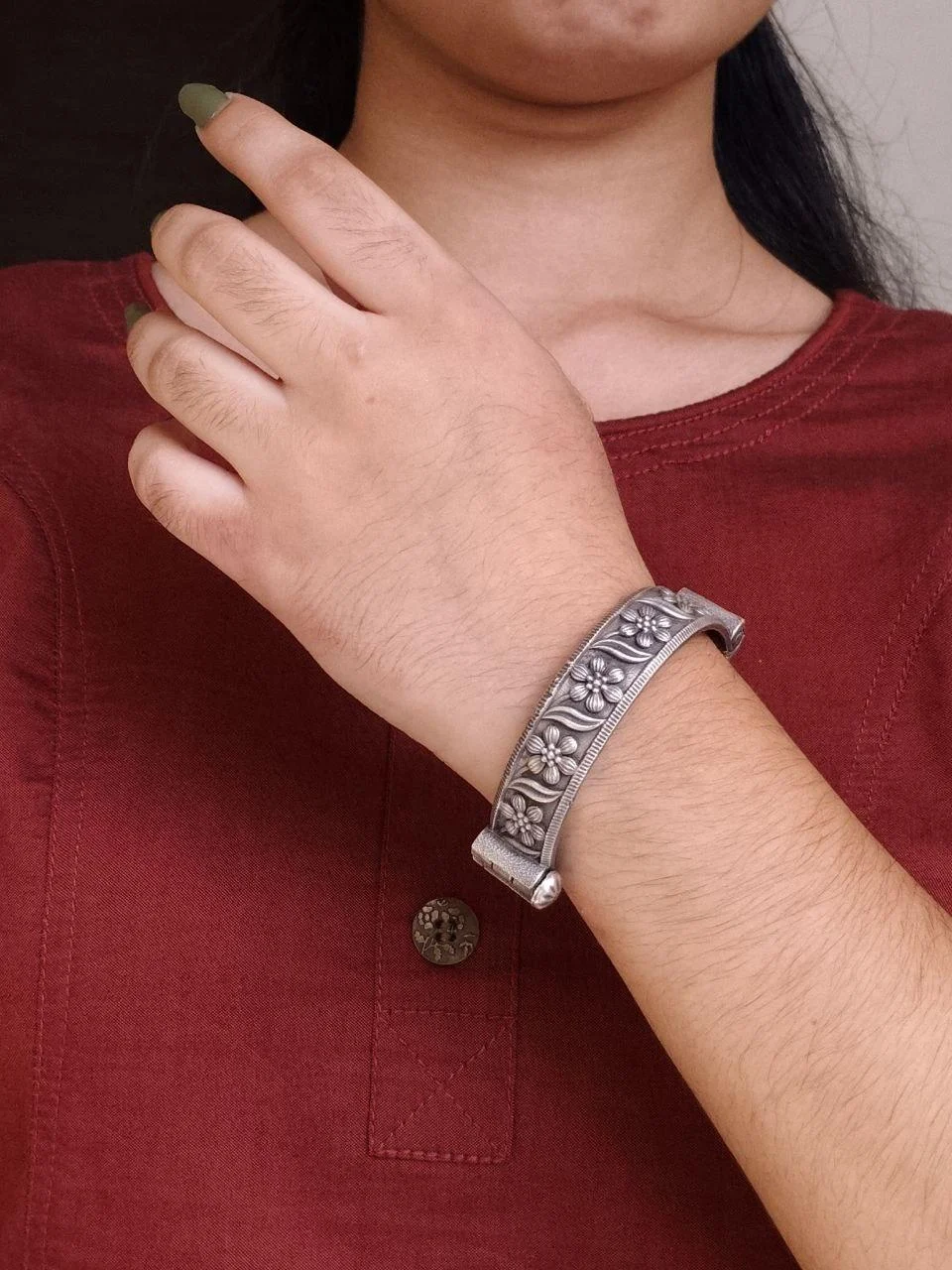 Oxidised Floral Button Kada