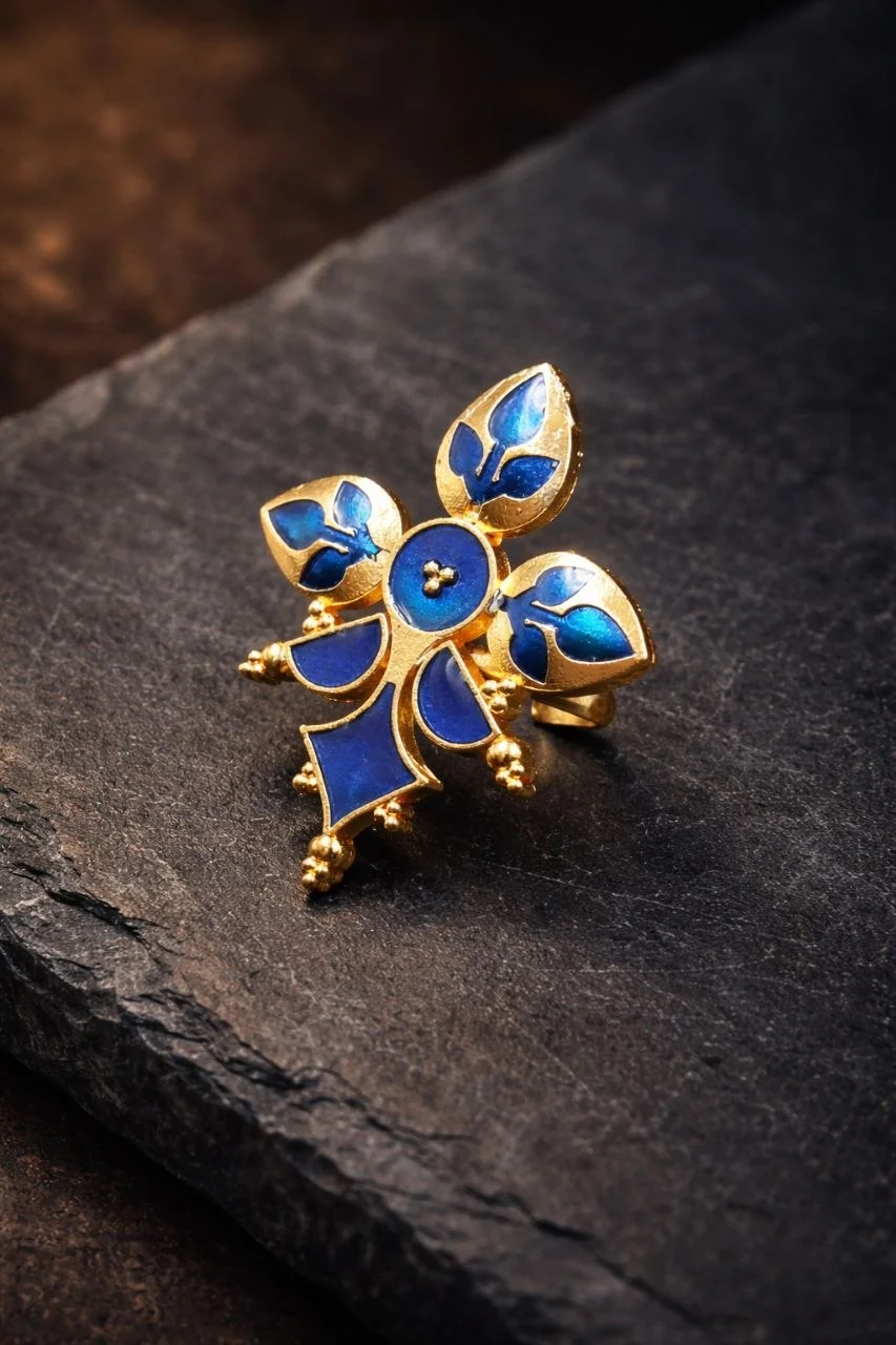 Gold Enamel Floral Ring with Scalloped Edge – view 3
