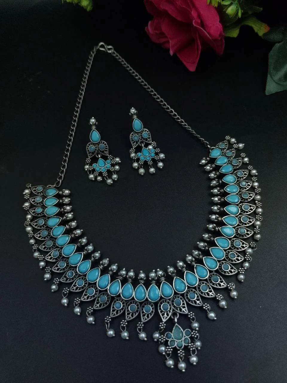 Oxidised Stone Collar Necklace Set with Pearl Edging