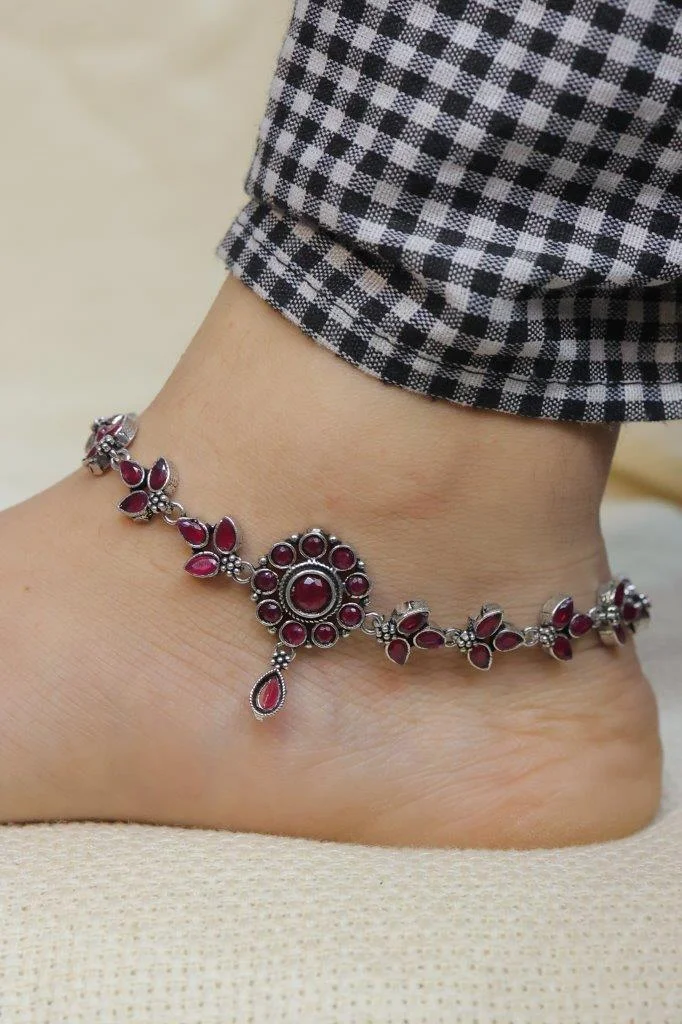 Sunburst Medallion Payal with Stone Drop
