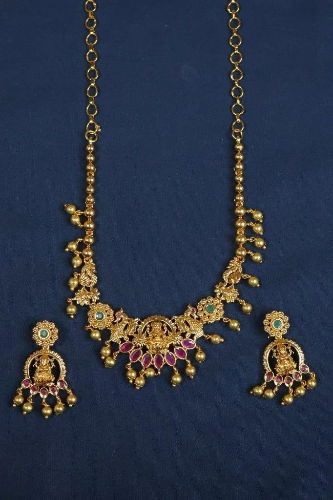 Antique Drop Necklace Set with Pearls