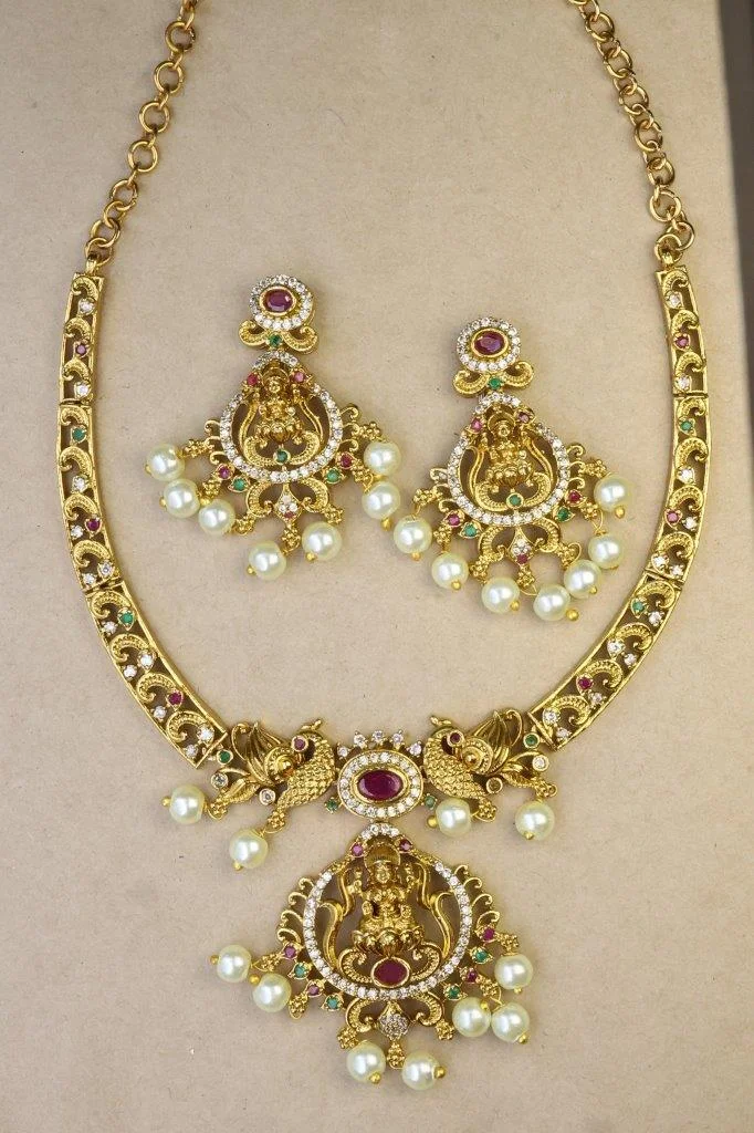 Temple Necklace Set with Pearl Fringe