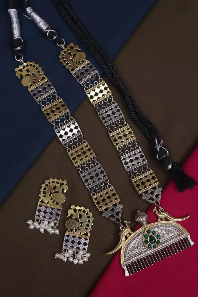 Long Ladder Panel Haar with Horse Motif and Chandra Pendant